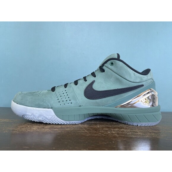 Nike Kobe 4 Protro \